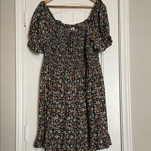 Black Floral Smocked Puff-Sleeve Midi Dress